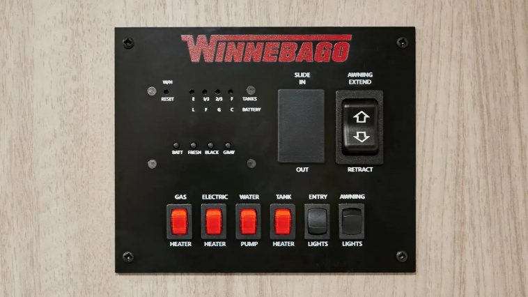 Winnebago Micro Minnie - фото №5