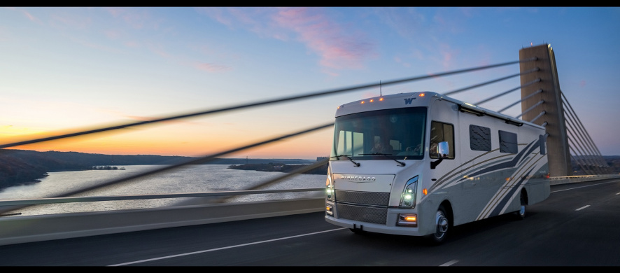 Winnebago Adventurer