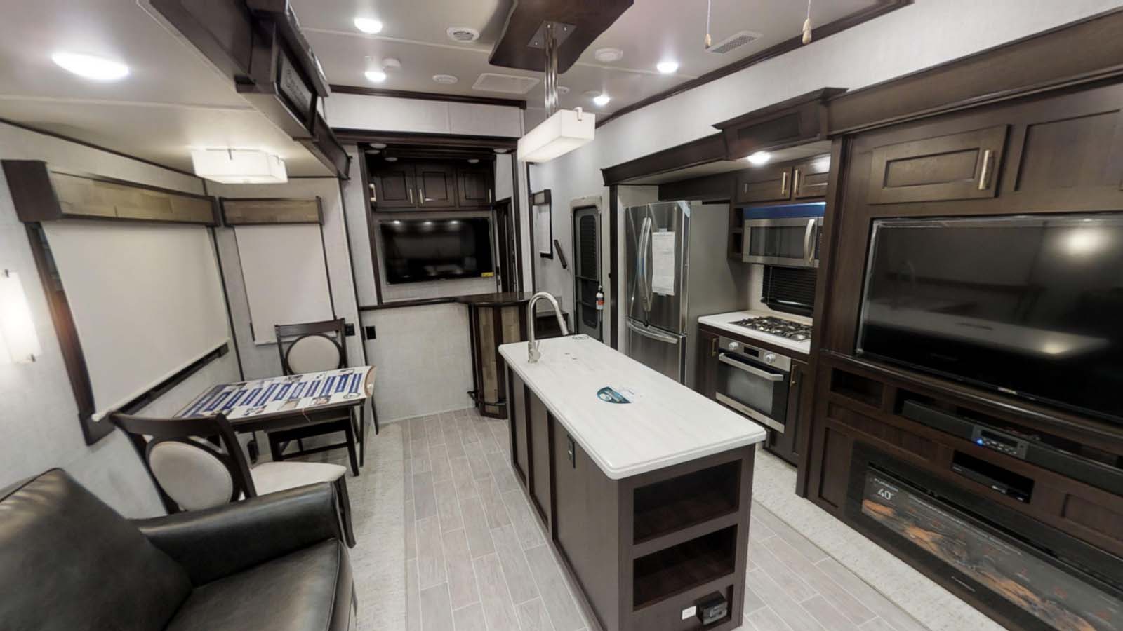 Palomino Columbus - фото №1