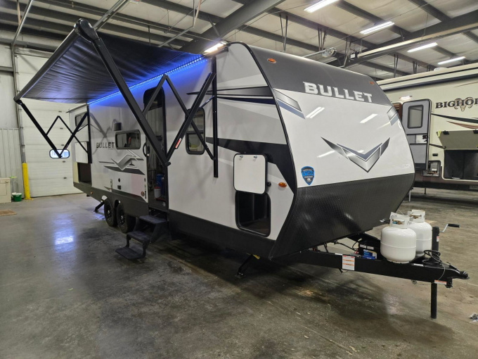 Прицеп Keystone Bullet 2640BH - фото 16