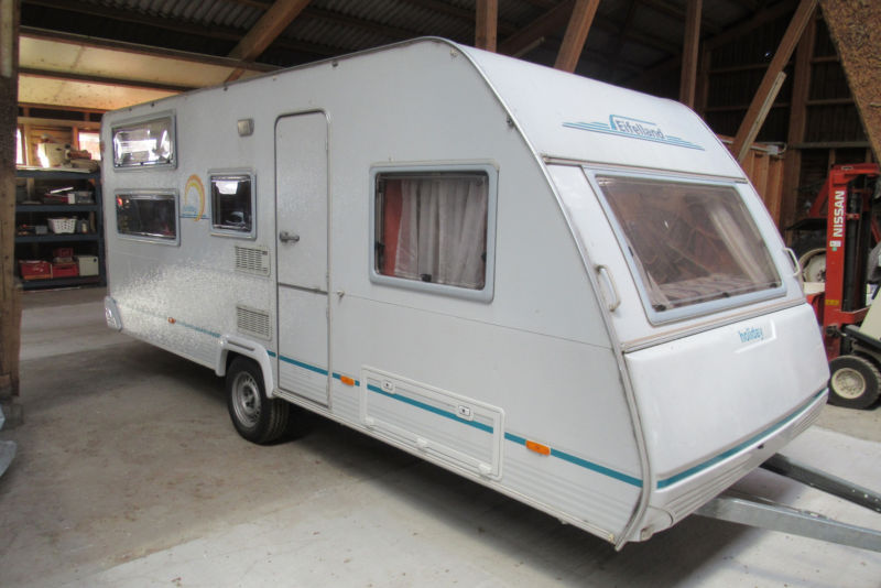 Схема модели Knaus Eifelland Holiday 520 FDK