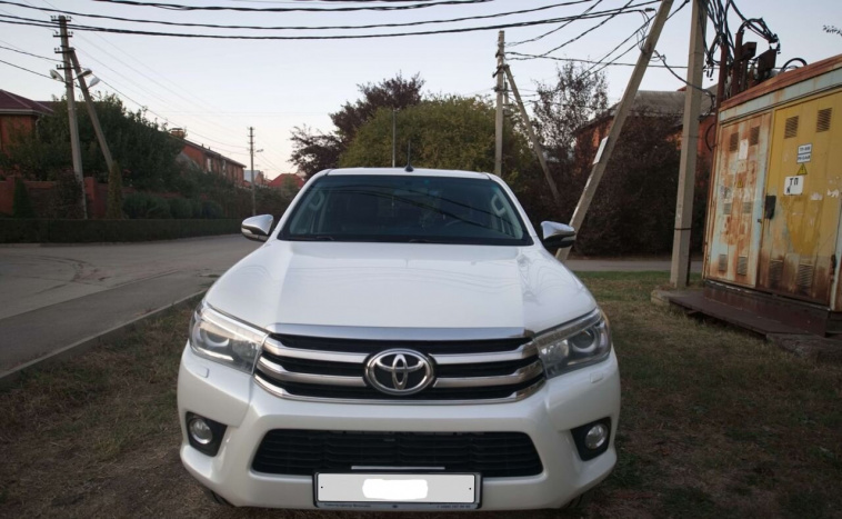 Toyota Hilux 2.8 AT