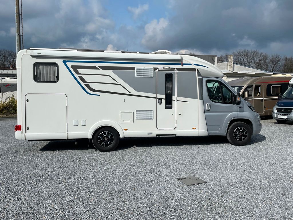 HYMER / ERIBA / HYMERCAR Tramp T 678 CL *Einzelbetten-Automatik*