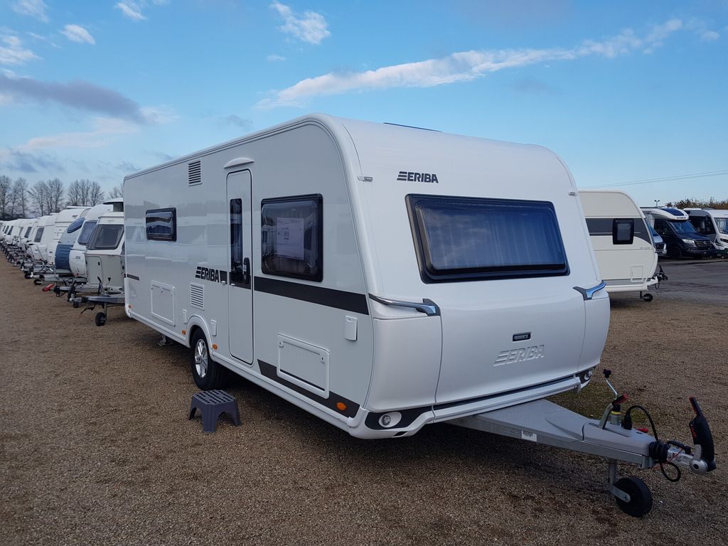 HYMER / ERIBA / HYMERCAR Eriba Nova 590 2000kg,Alu-Felgen,Dusche