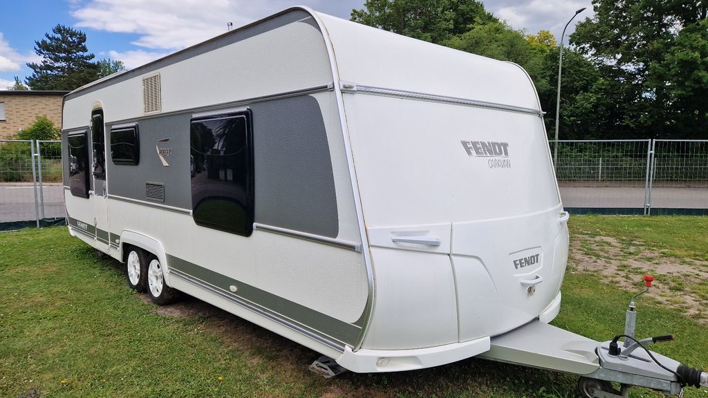 Fendt 650 Opal fast ein Tyni Haus, grosser  Wohnwagen