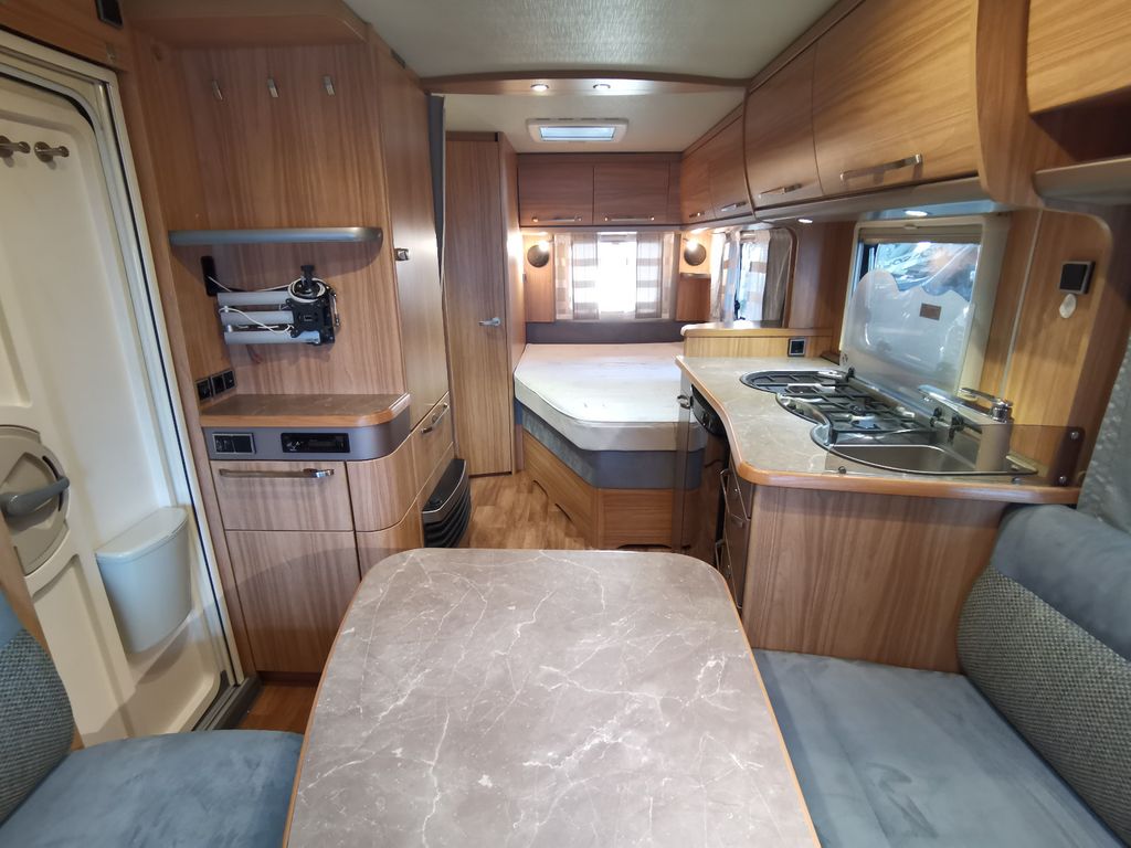 HYMER / ERIBA / HYMERCAR NOVA 465 GL / 1700KG / MOVER / SAT / RADTRÄGER