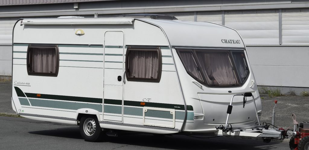 Chateau Calista 450 mit Mover und Vorzelt