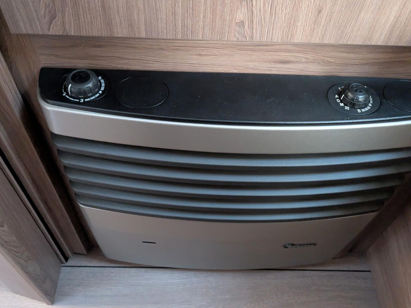 Tabbert Rossini 450E +Klima+Vorzelt+Mover+MarkiseTabbert Rossini 450E +Klima+Vorzelt+Mover+Markise