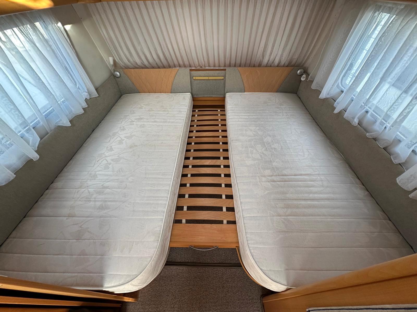 LMC 560 E Ambassador EINZELBETTEN MITTELBETT VORZELTLMC 560 E Ambassador EINZELBETTEN MITTELBETT VORZELT