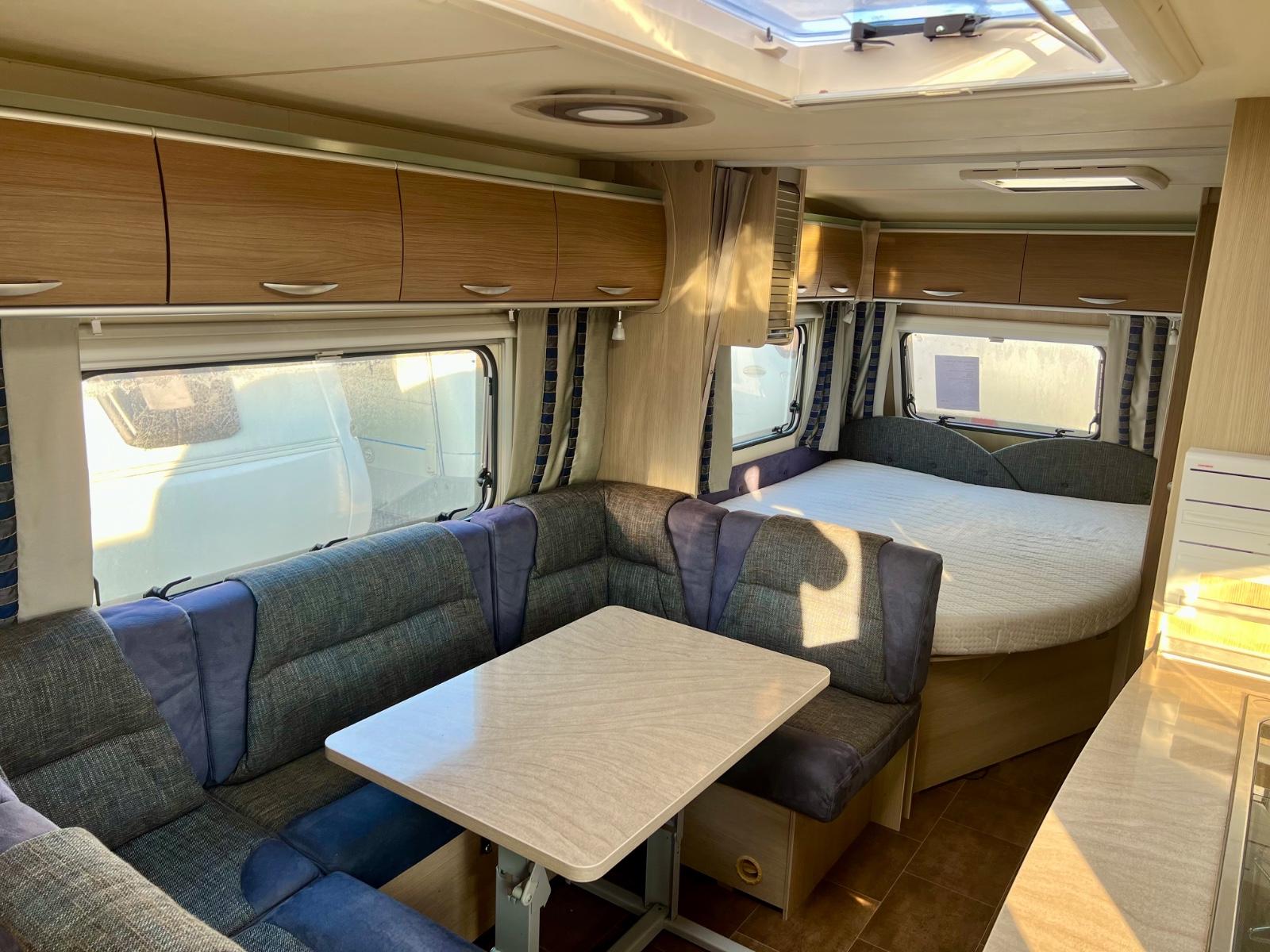 Bürstner 550 TKM Etagen Vorzelt Mover Festbett DuscheBürstner 550 TKM Etagen Vorzelt Mover Festbett Dusche