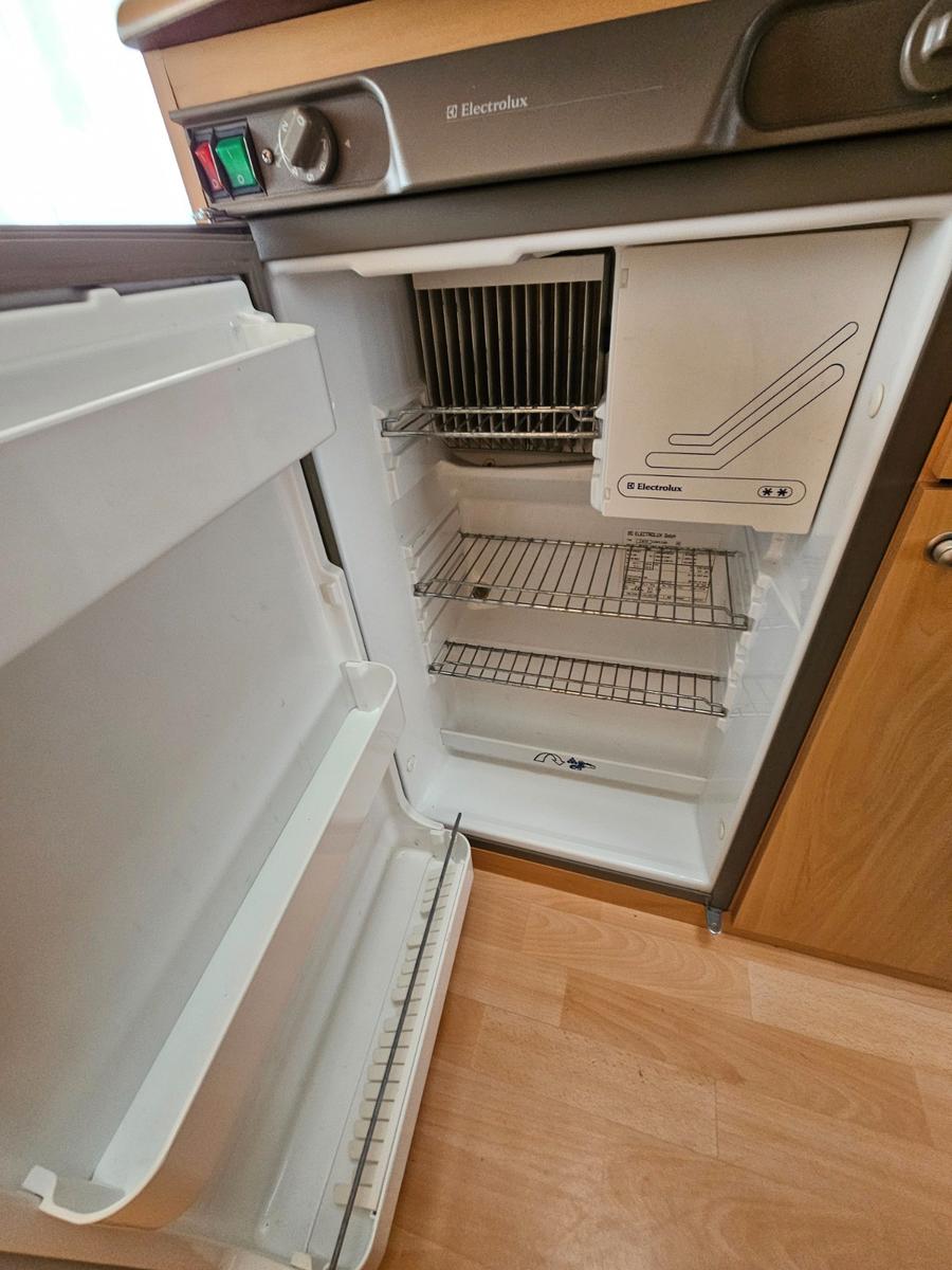 Beyerland Vitesse 440 TMV, Festbett, Mover, 100km/h,  ZeltBeyerland Vitesse 440 TMV, Festbett, Mover, 100km/h,  Zelt