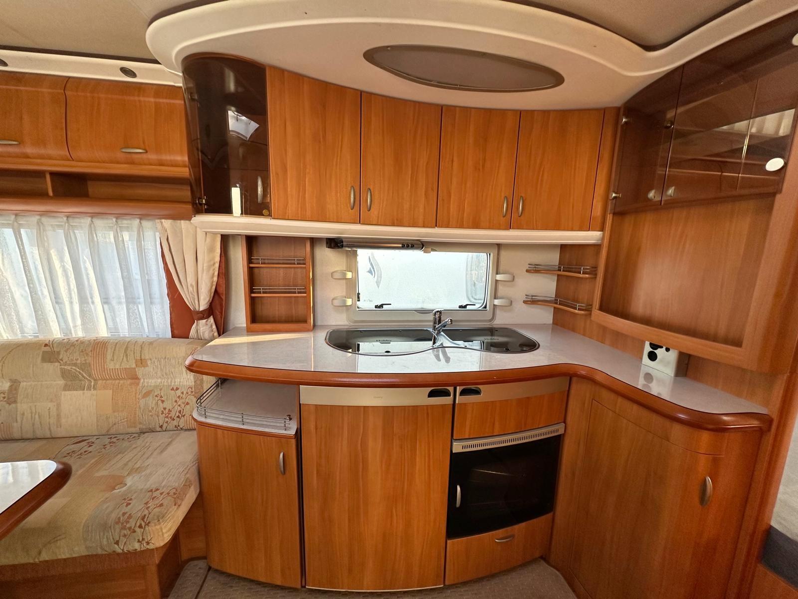 Hobby 540 UFE  Excellent FESTBETT ALDE-HEIZUNG 1500 KGHobby 540 UFE  Excellent FESTBETT ALDE-HEIZUNG 1500 KG