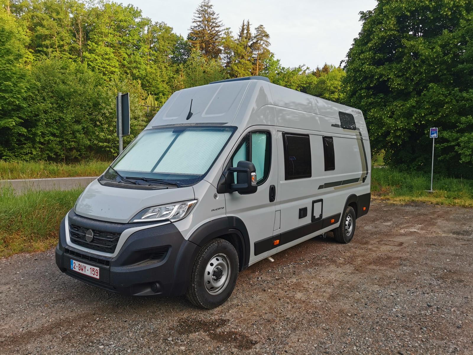 Weinsberg CARATOUR 630 MEG Outlaw heavy duty chassisWeinsberg CARATOUR 630 MEG Outlaw heavy duty chassis