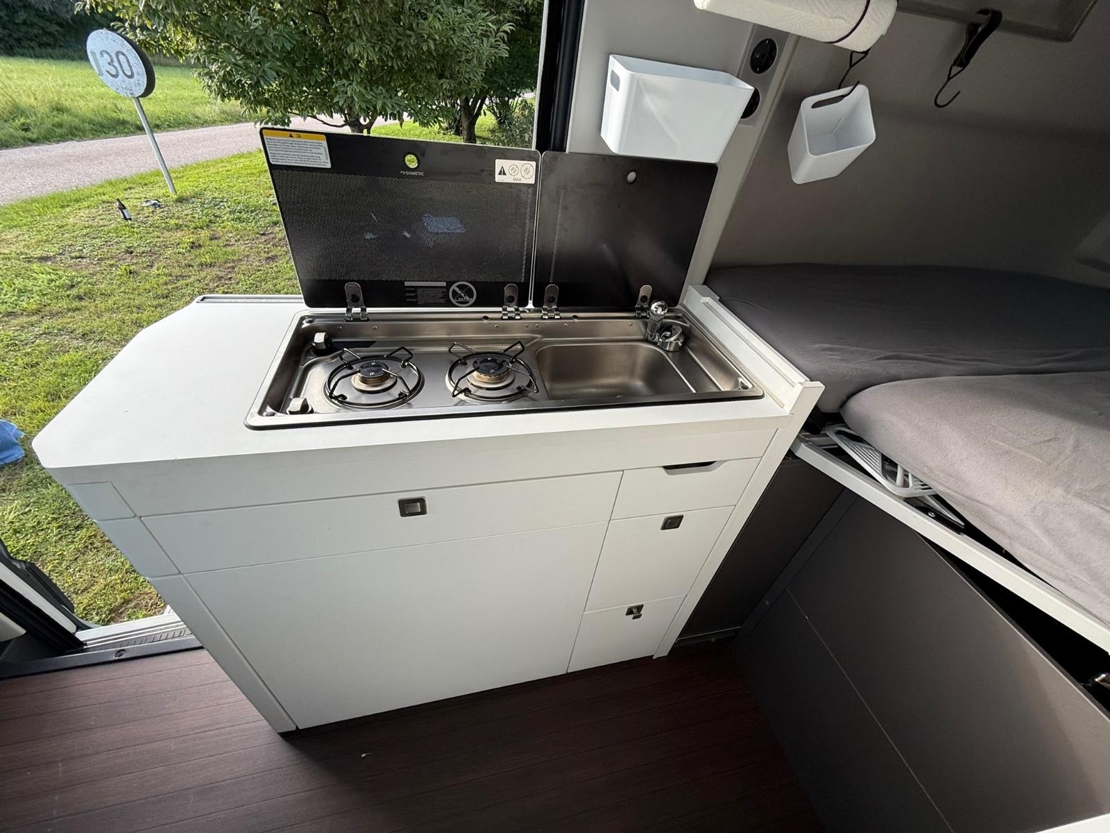 Volkswagen VW Grand California 600 | 23.800 km | DachklimaVolkswagen VW Grand California 600 | 23.800 km | Dachklima