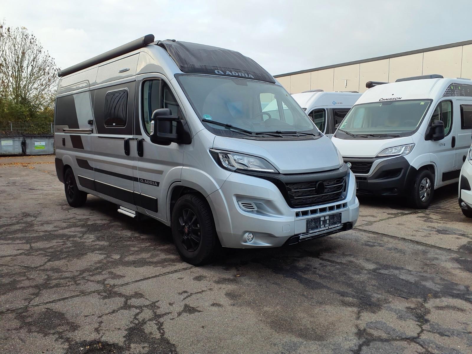 Adria Twin Supreme 600 SPB,Sat,Nav,Rückfahrk.AHKAdria Twin Supreme 600 SPB,Sat,Nav,Rückfahrk.AHK