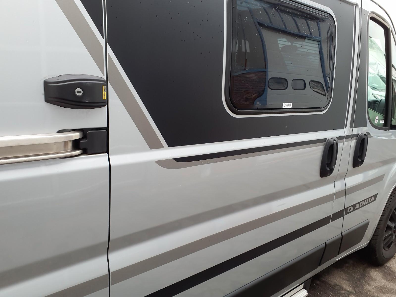 Adria Twin Supreme 600 SPB,Sat,Nav,Rückfahrk.AHKAdria Twin Supreme 600 SPB,Sat,Nav,Rückfahrk.AHK