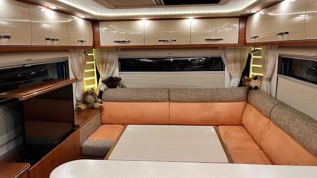 Phoenix MAXI Alkoven  8000 QRSLXPhoenix MAXI Alkoven  8000 QRSLX