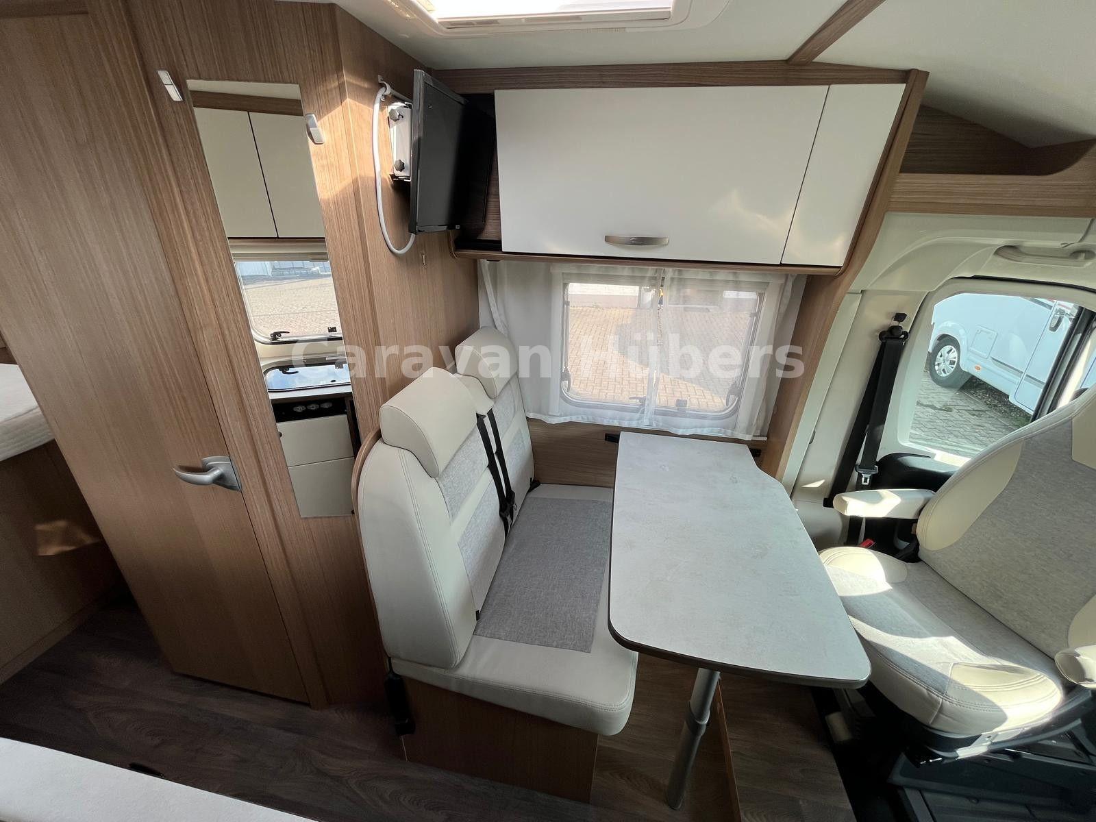 Carado V 339 - Queensbett - auto.Sat/TV - Klima - AHK -Carado V 339 - Queensbett - auto.Sat/TV - Klima - AHK -