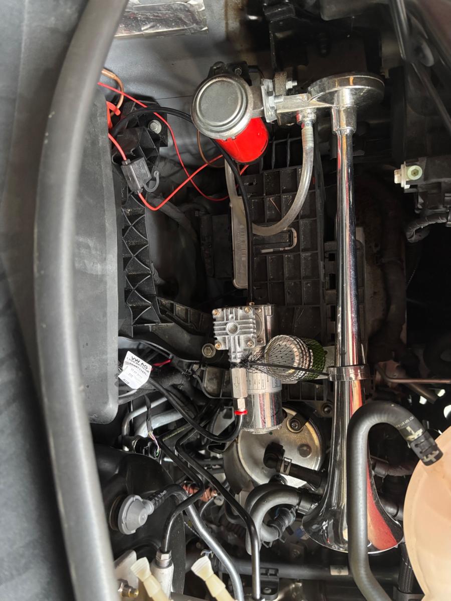 Knaus Van Ti Vansation MAN 640 / MEG , 177PSKnaus Van Ti Vansation MAN 640 / MEG , 177PS