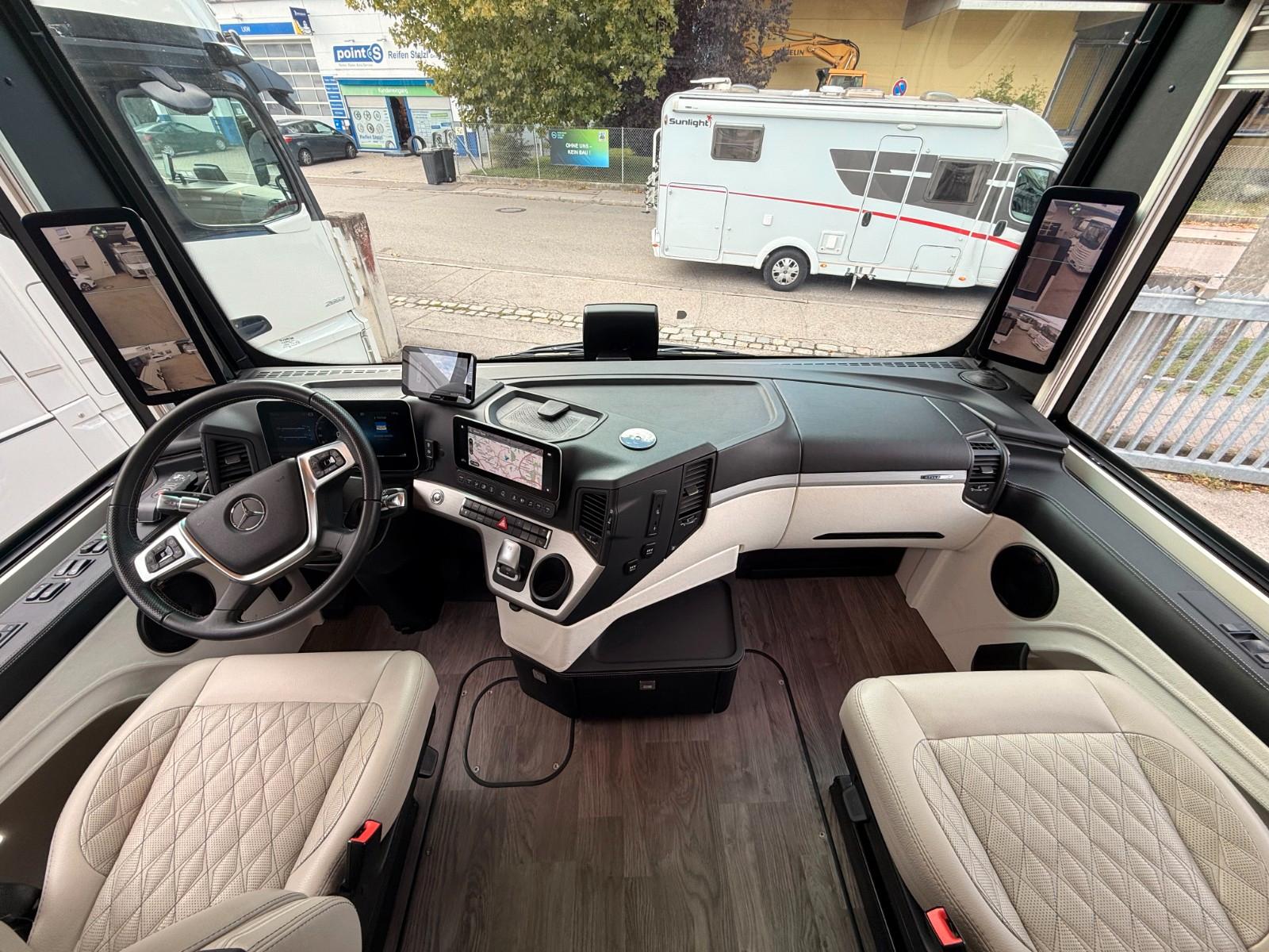 Morelo GRAND EMPIRE 110 GSO Neuwertig VOLL-AusstattungMorelo GRAND EMPIRE 110 GSO Neuwertig VOLL-Ausstattung