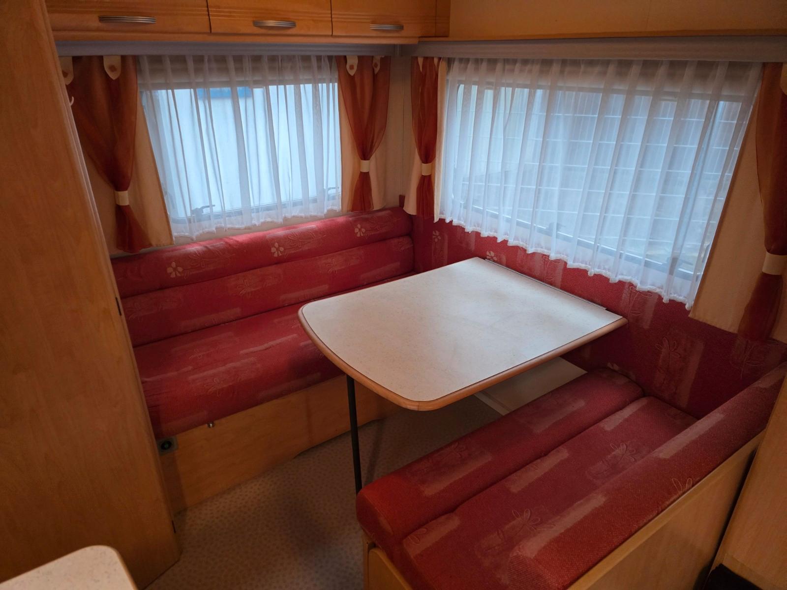 Sterckeman Starlett 450 LJ Executive,Enzellbett,4 Pers.!Sterckeman Starlett 450 LJ Executive,Enzellbett,4 Pers.!