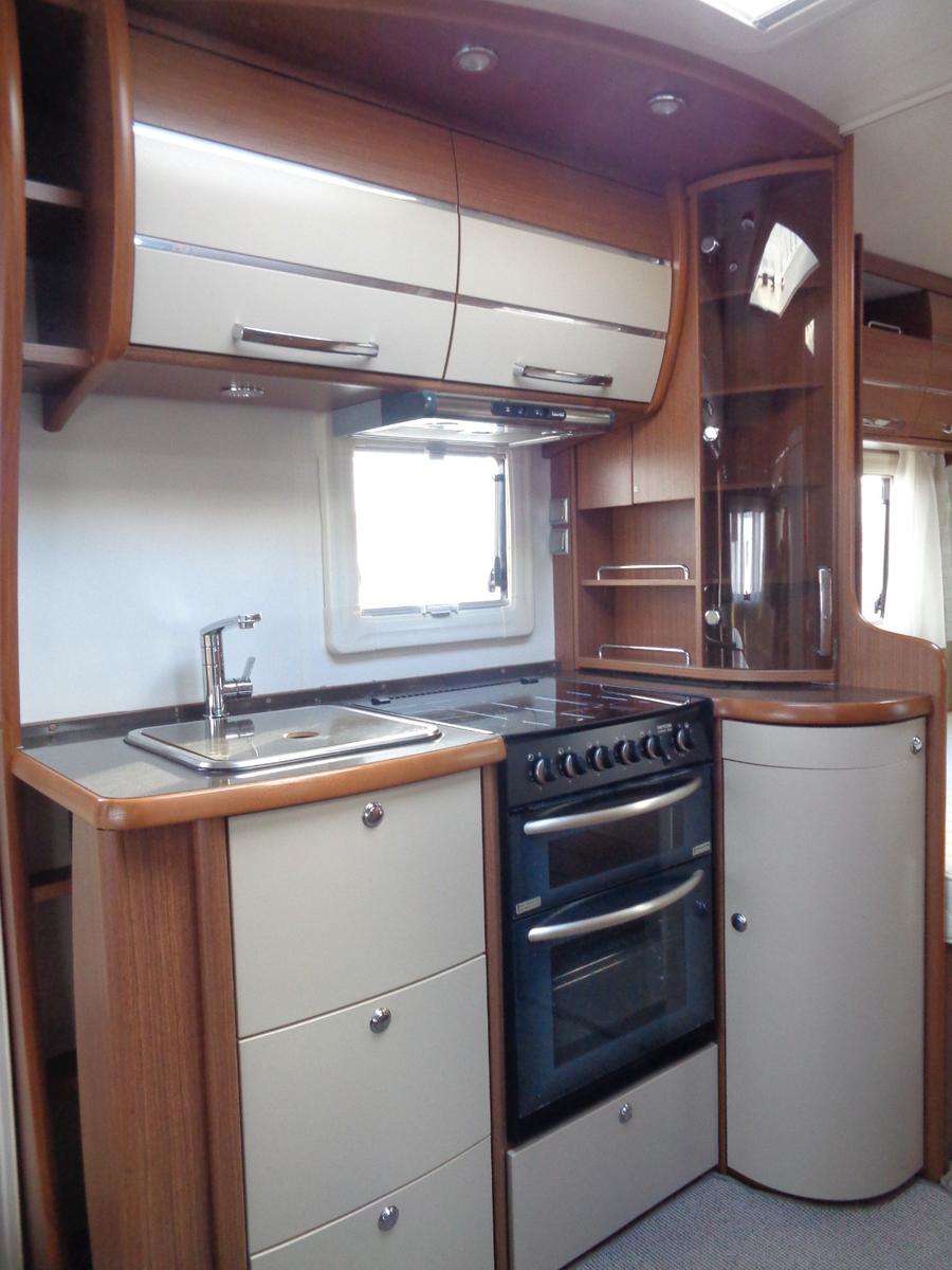 Adria Alpina 563 UL Edit.45 *Mover*Vorzelt*ALDE*winterAdria Alpina 563 UL Edit.45 *Mover*Vorzelt*ALDE*winter