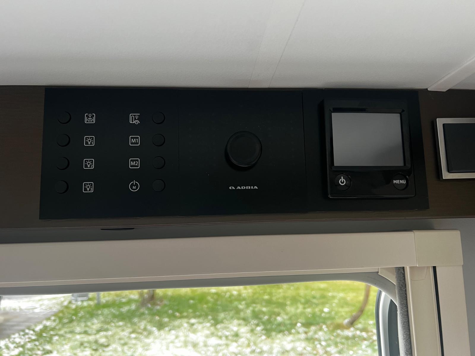 Adria 663 HTAdria 663 HT