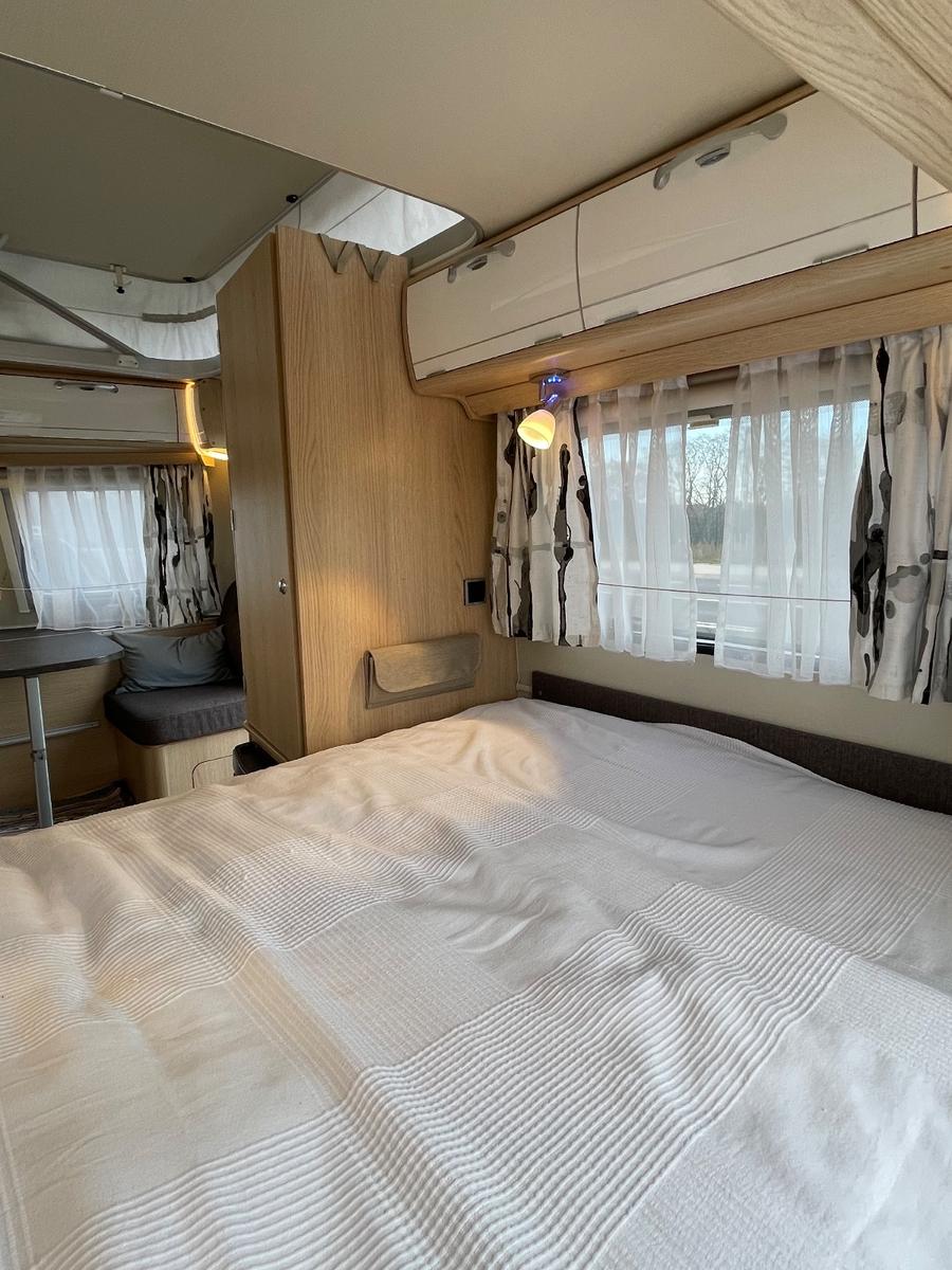 HYMER / ERIBA / HYMERCAR Touring Familia 310HYMER / ERIBA / HYMERCAR Touring Familia 310