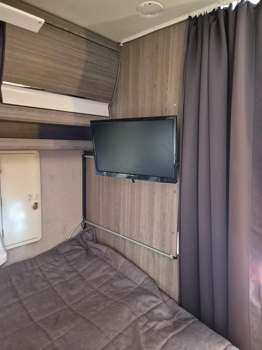 Kabe Royal TS 780Kabe Royal TS 780