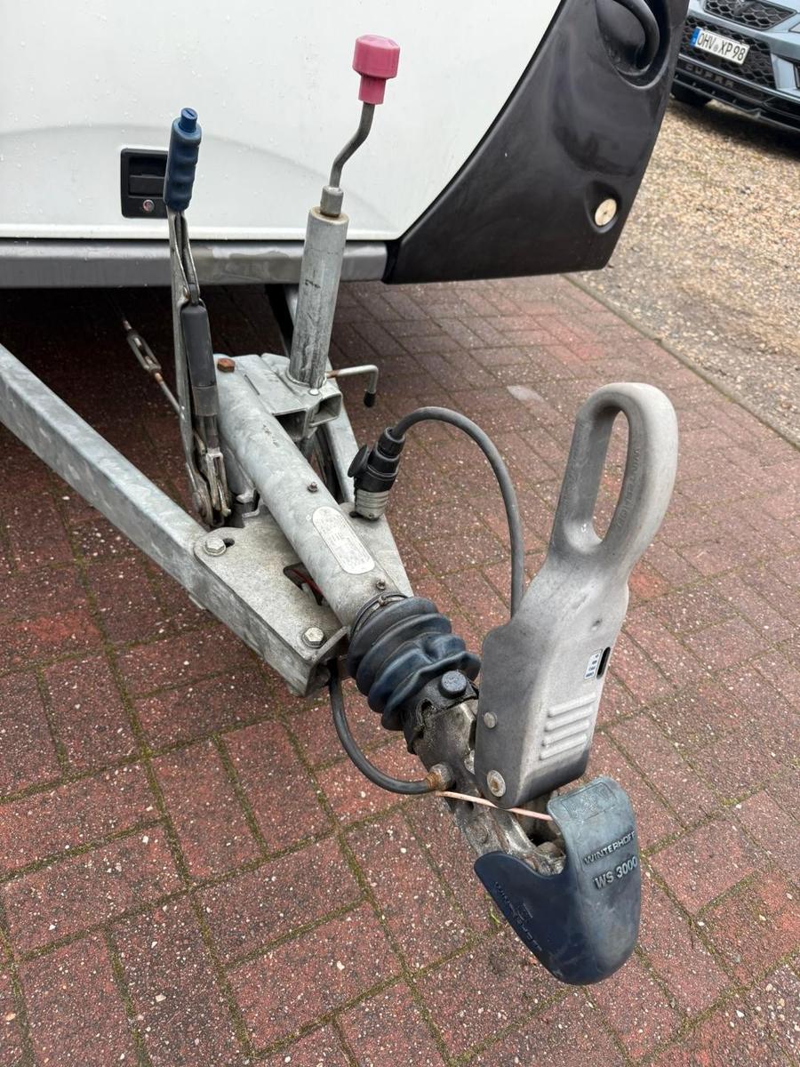 HYMER / ERIBA / HYMERCAR HYMERCAR 465A/Mover/Vorzelt/Tüv-Gas/Guter ZustanHYMER / ERIBA / HYMERCAR HYMERCAR 465A/Mover/Vorzelt/Tüv-Gas/Guter Zustan