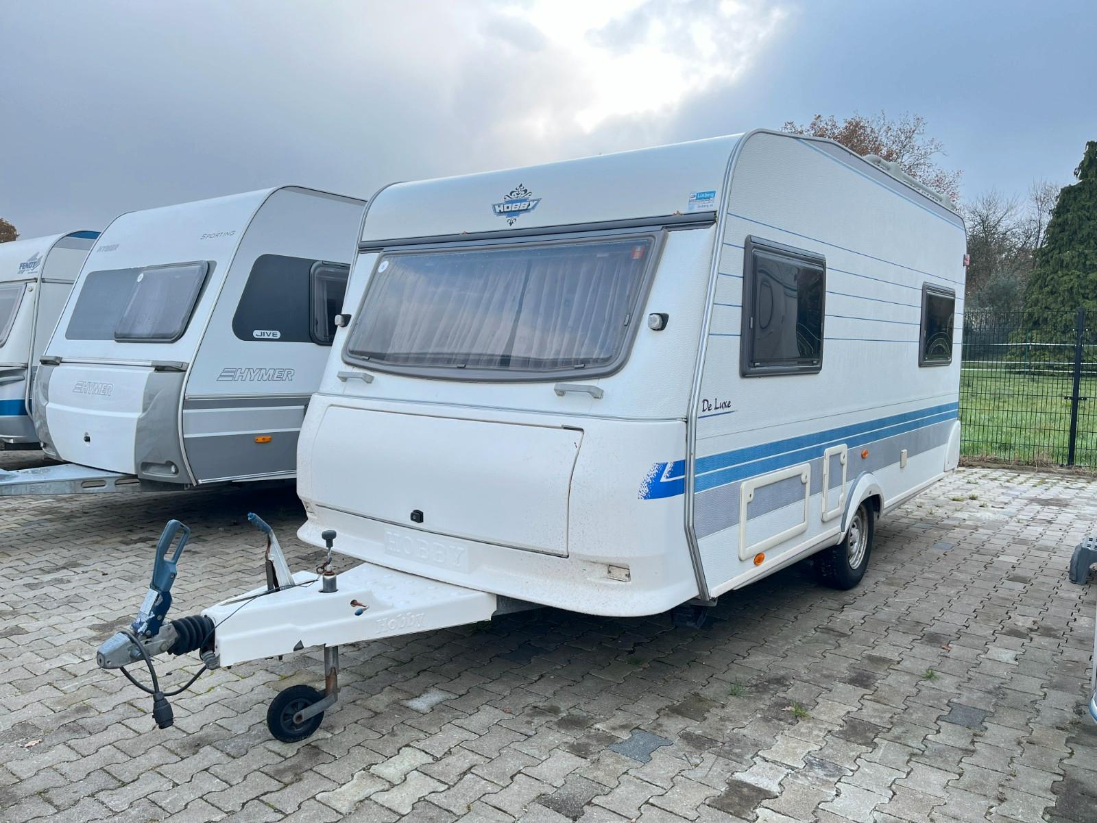 Hobby DE LUXE 30-Rundsitz/Seitensitz/Boiler/WassertankHobby DE LUXE 30-Rundsitz/Seitensitz/Boiler/Wassertank