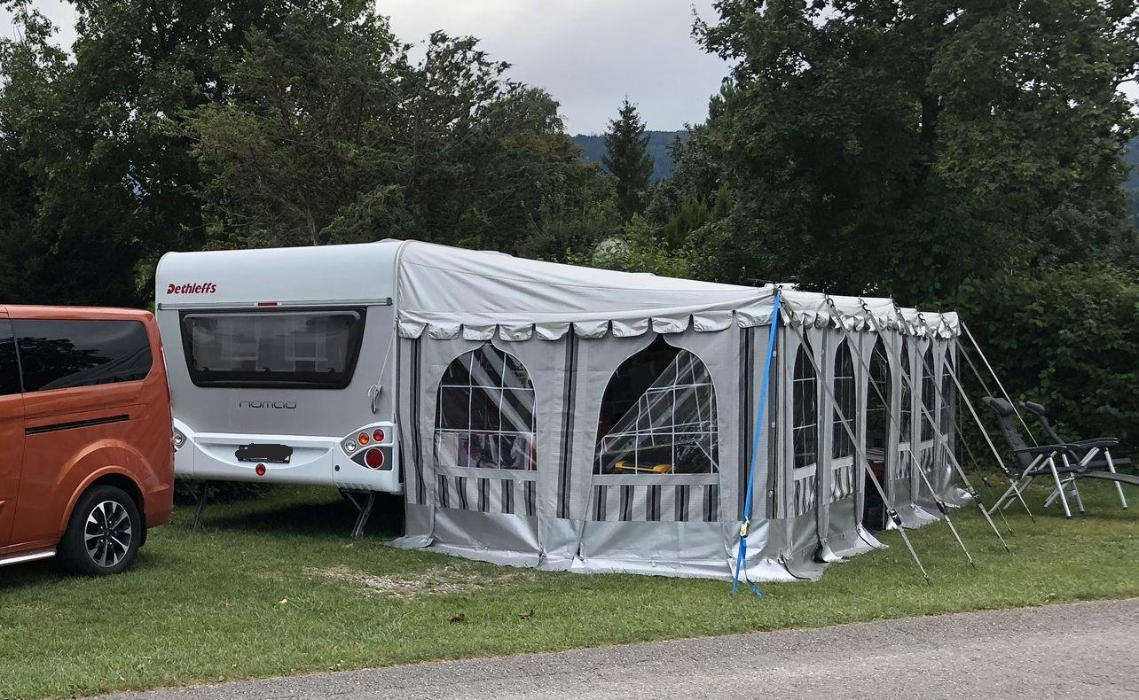 Dethleffs Nomad 730 SK (FKR) Klima, Dusche, RiesenvorzeltDethleffs Nomad 730 SK (FKR) Klima, Dusche, Riesenvorzelt