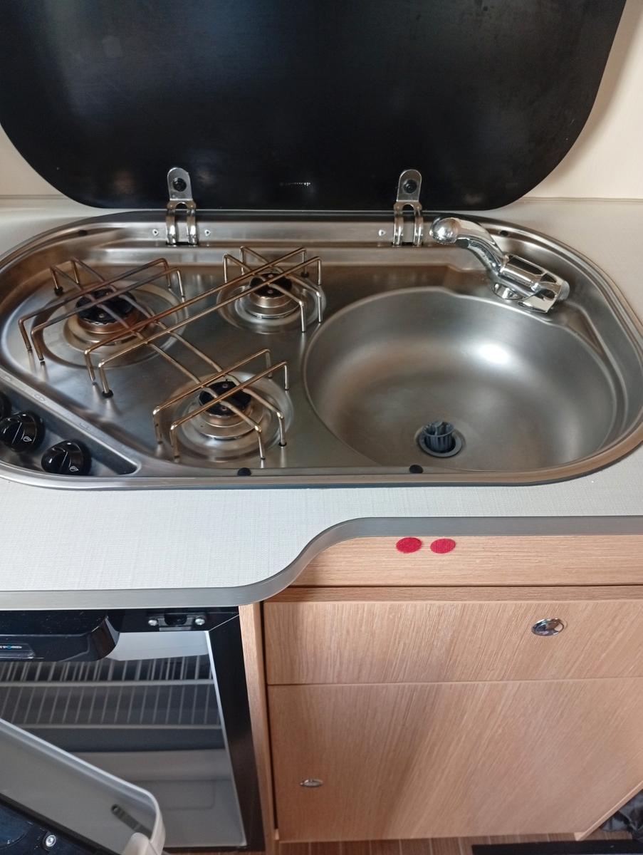 Carado C16/Capron/SunlightCarado C16/Capron/Sunlight