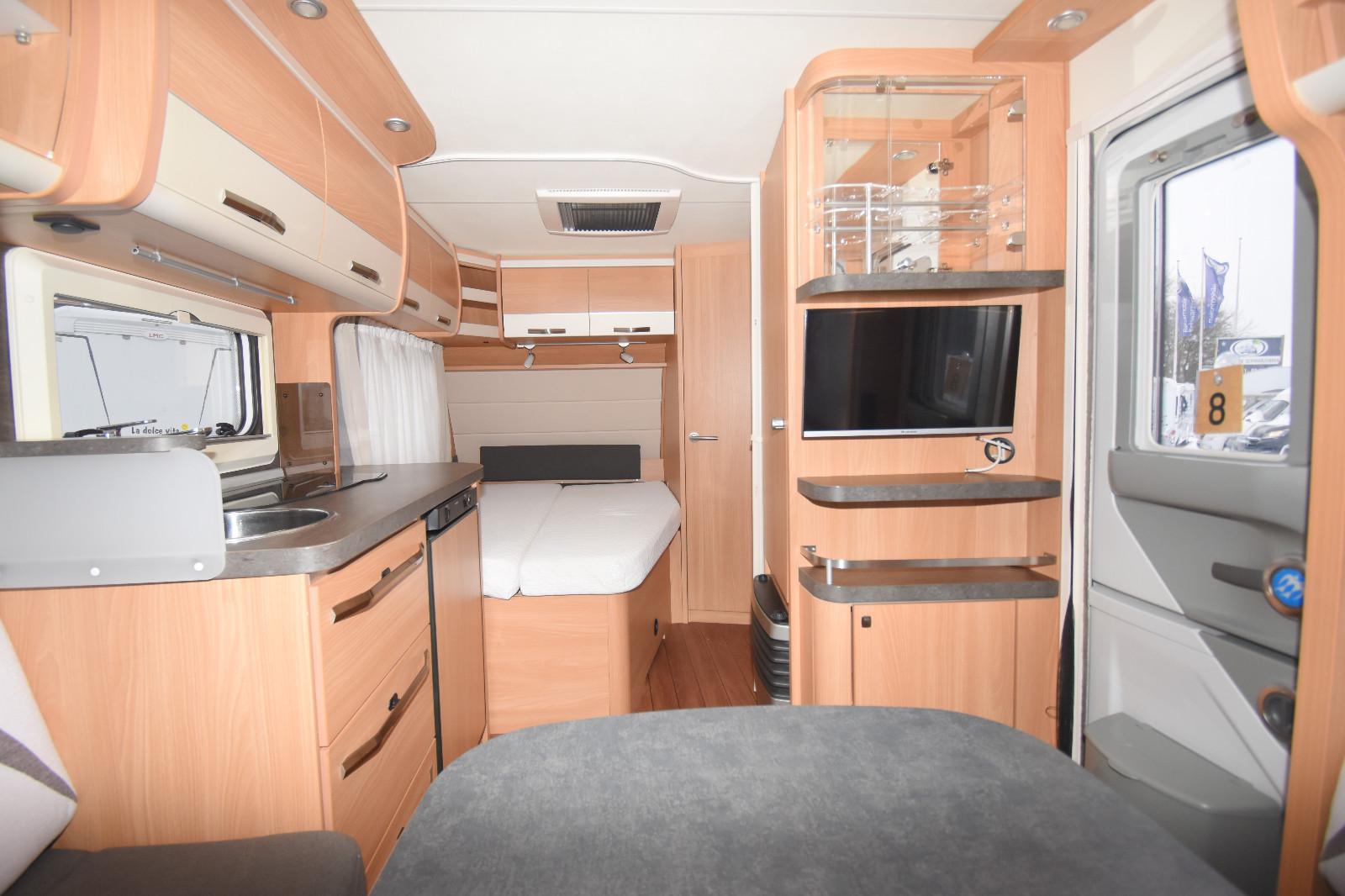 Knaus SÜDWIND 450 FU SILVER SELECT. ALU TV TOP ZUSTANDKnaus SÜDWIND 450 FU SILVER SELECT. ALU TV TOP ZUSTAND