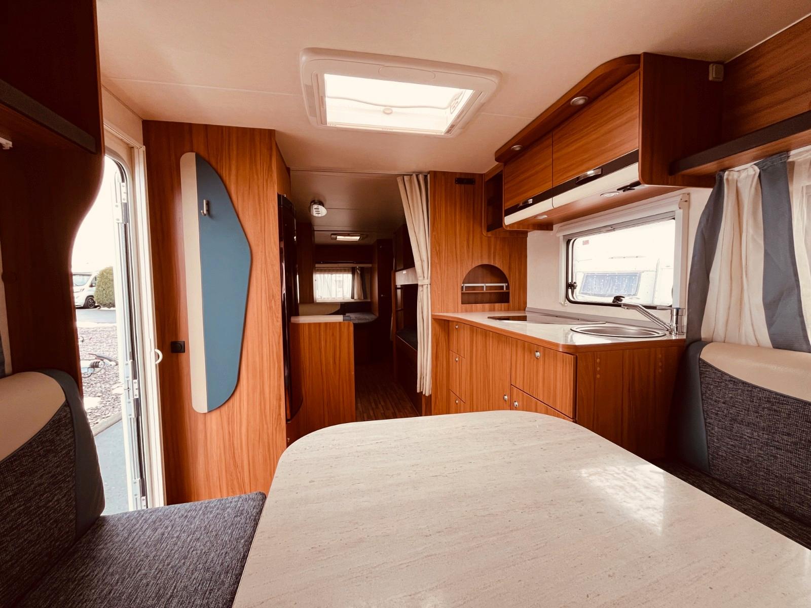 Weinsberg CARAONE 740 UDF ETAGENBETTEN FRANZ.BETT DUSCHEWeinsberg CARAONE 740 UDF ETAGENBETTEN FRANZ.BETT DUSCHE