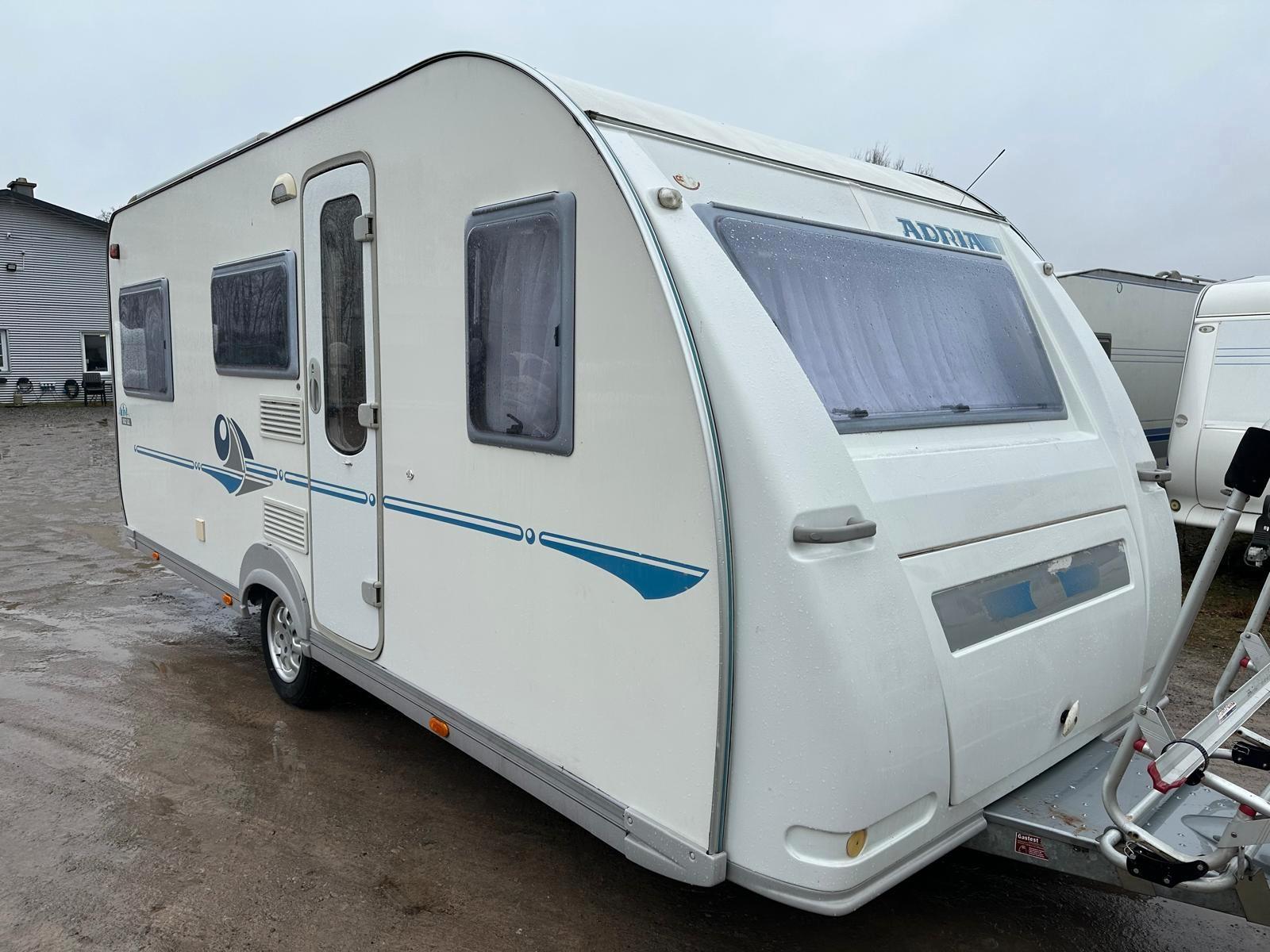 Adria 502 UL Adiva EINZELBETTEN VORZELT 1500 KGAdria 502 UL Adiva EINZELBETTEN VORZELT 1500 KG