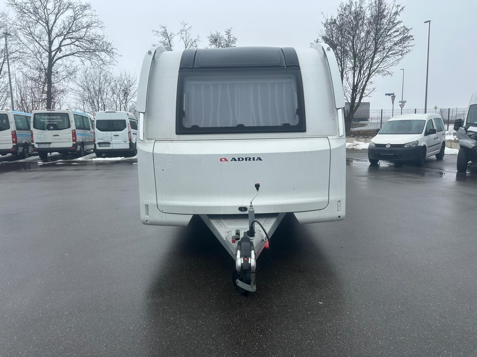 Adria 572 UTAdria 572 UT