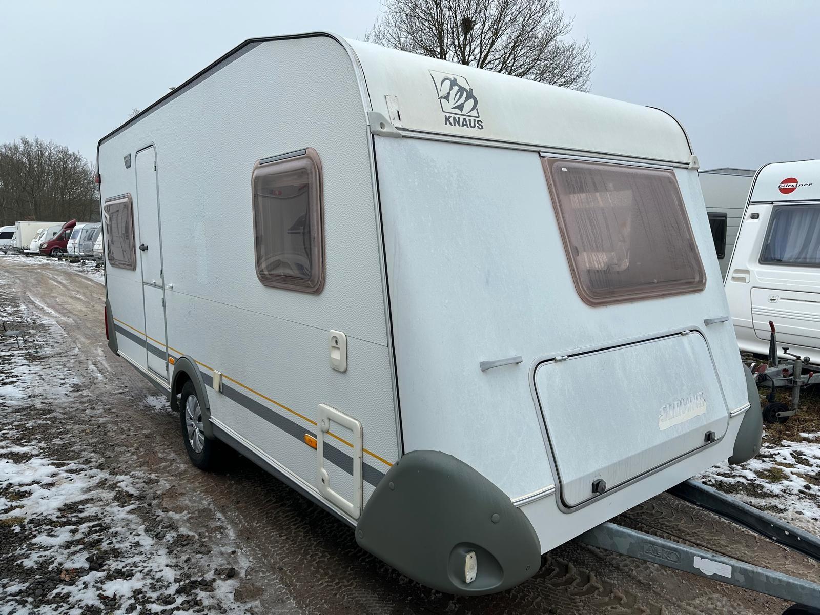 Knaus 450 FU Südwind FESTBETT 1300 KGKnaus 450 FU Südwind FESTBETT 1300 KG