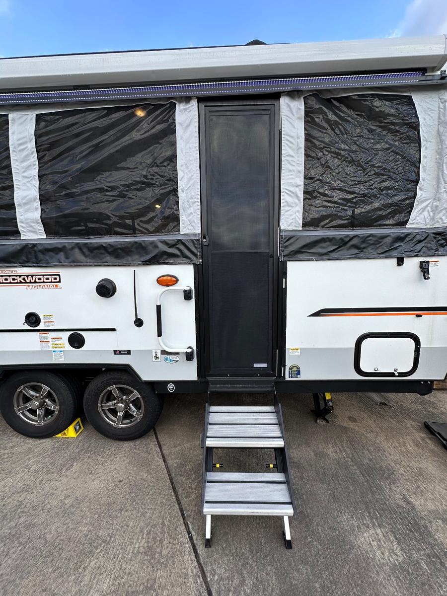 Другие Rockwood Forest River HW296 US-Zeltcaravan VollДругие Rockwood Forest River HW296 US-Zeltcaravan Voll