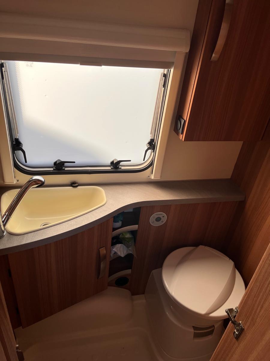 Weinsberg CaraOne 420 QD CFD-EditionWeinsberg CaraOne 420 QD CFD-Edition