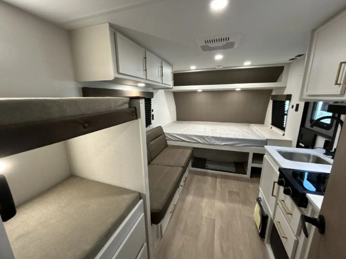 Grand Design Transcend One 151BH - фото 3