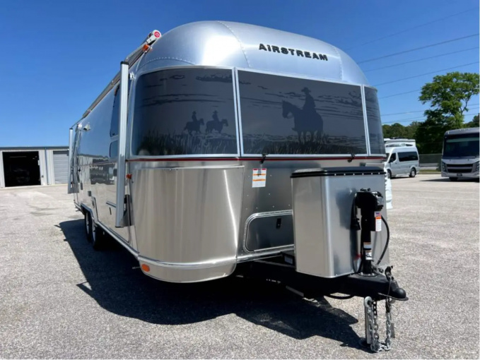 Airstream STETSON 6666 27FBT, 2026 - фото 1