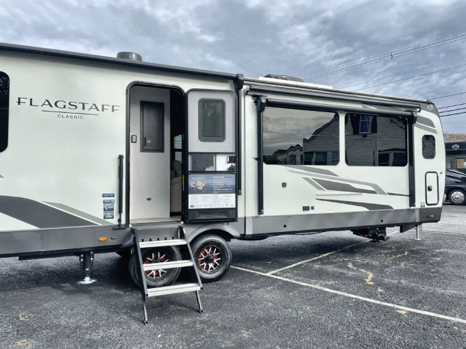 Forest River Flagstaff Classic 832FK - фото 3