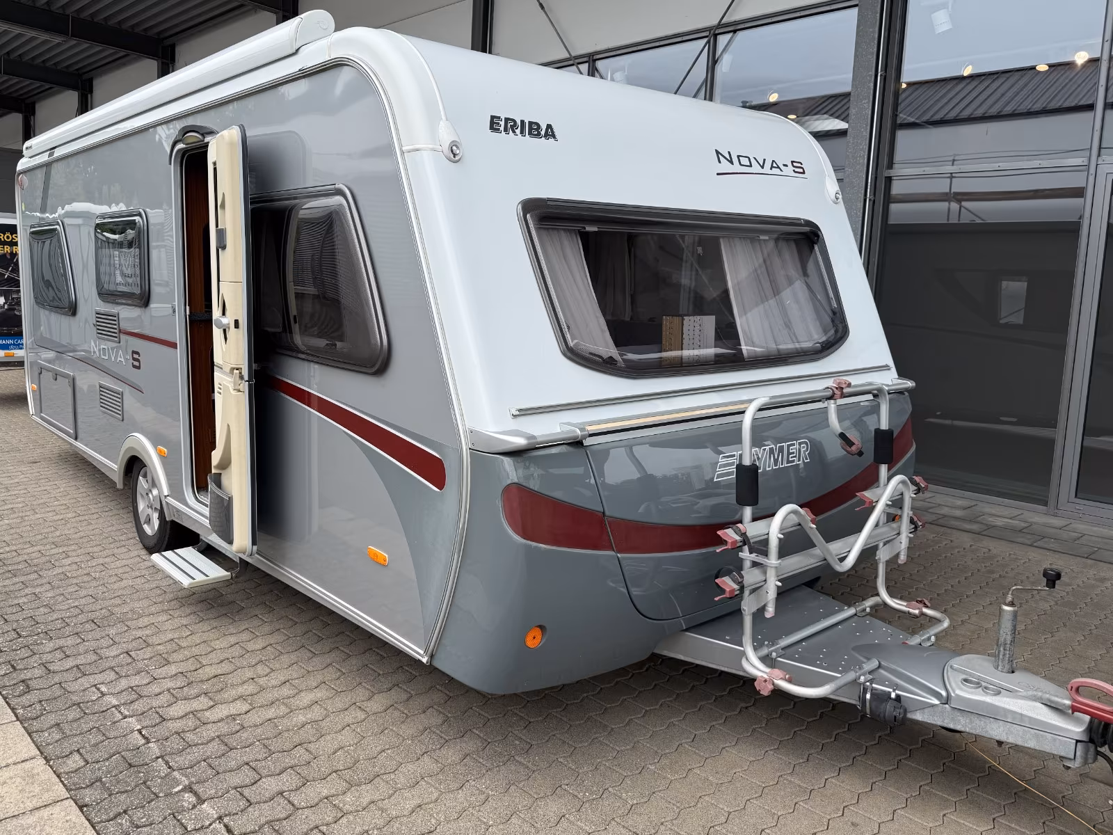 HYMER / ERIBA / HYMERCAR Nova S 540/Klima/Mover/MarkiseHYMER / ERIBA / HYMERCAR Nova S 540/Klima/Mover/Markise
