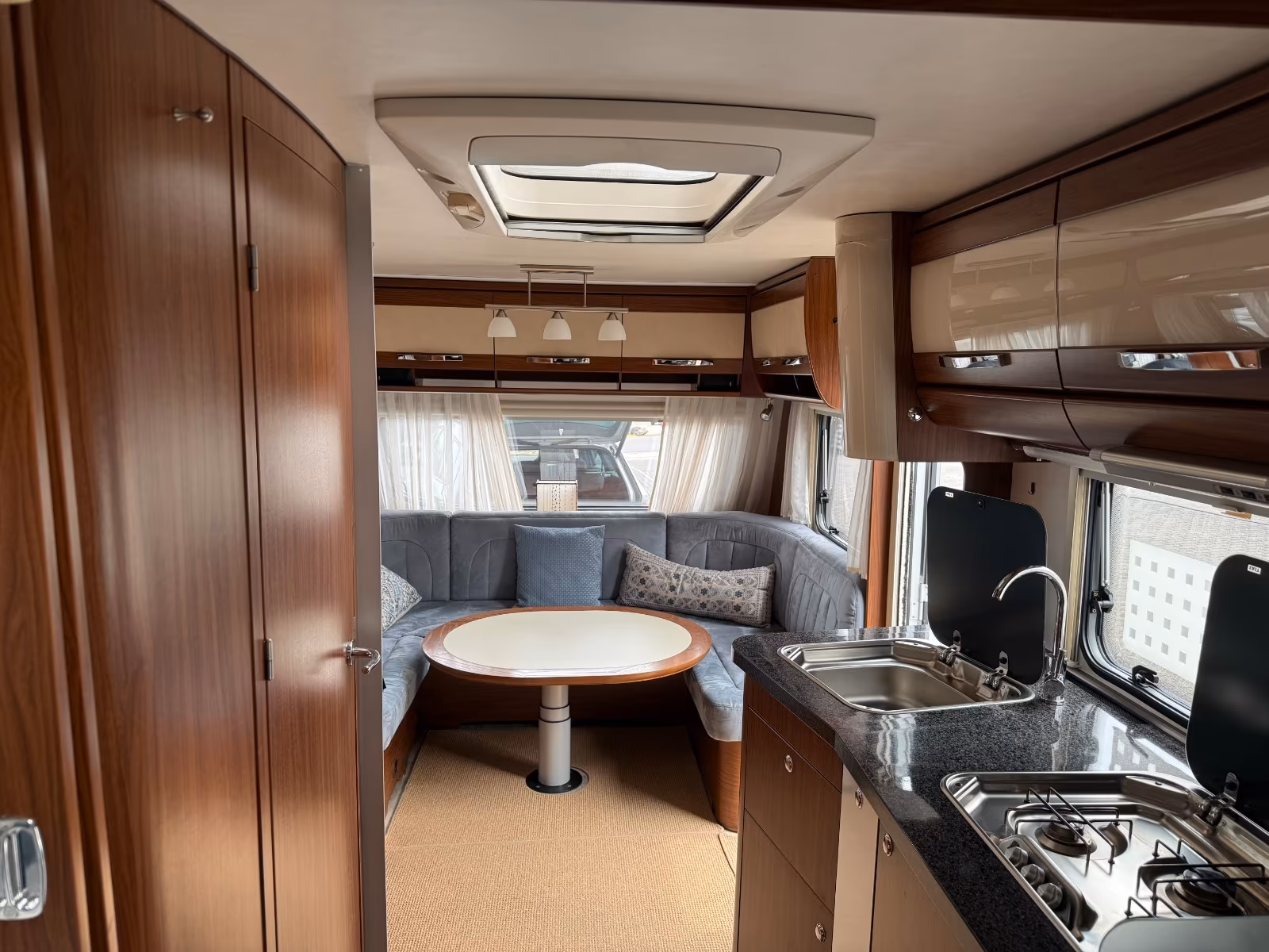 HYMER / ERIBA / HYMERCAR Nova S 540/Klima/Mover/MarkiseHYMER / ERIBA / HYMERCAR Nova S 540/Klima/Mover/Markise